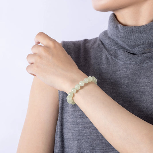 Green Aventurine Bracelet for luck and emotional balance by Dare to Mystic