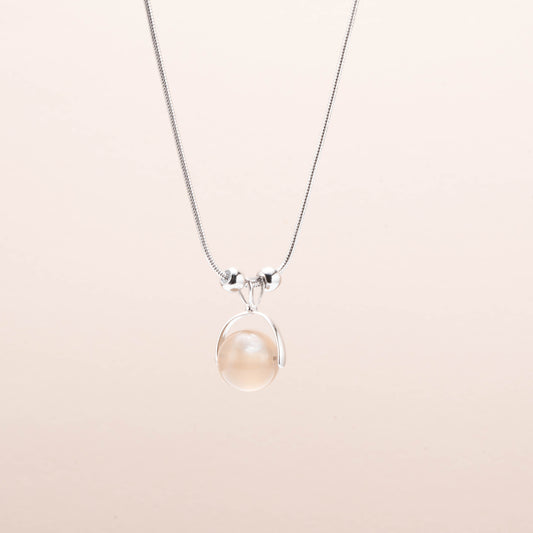 Minimalist Moonstone Crystal Pendant Necklace - Glowing Natural Gemstone Jewelry