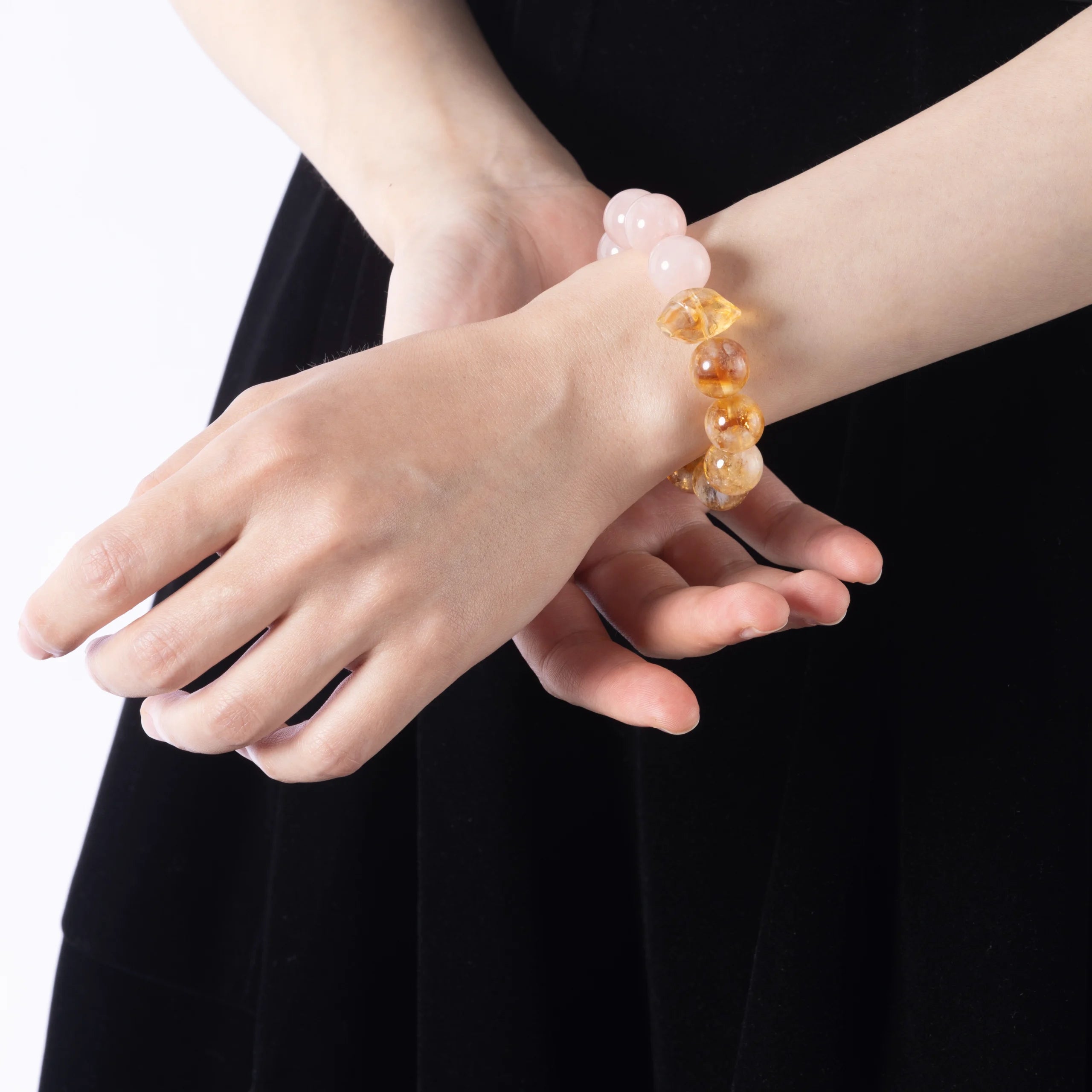 Rose Quartz & Citrine Crystal Bracelet – A beautiful bracelet made with Rose Quartz crystals and Citrine Crystals , known for their healing properties and ability to promote love, peace, and emotional healing.