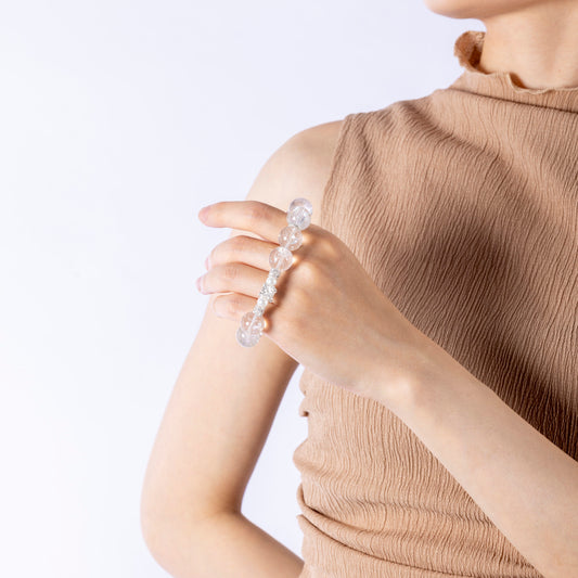 Clear Quartz Crystal Bracelet – A beautiful bracelet made with clear quartz crystals, known for their amplifying energy and powerful healing properties.